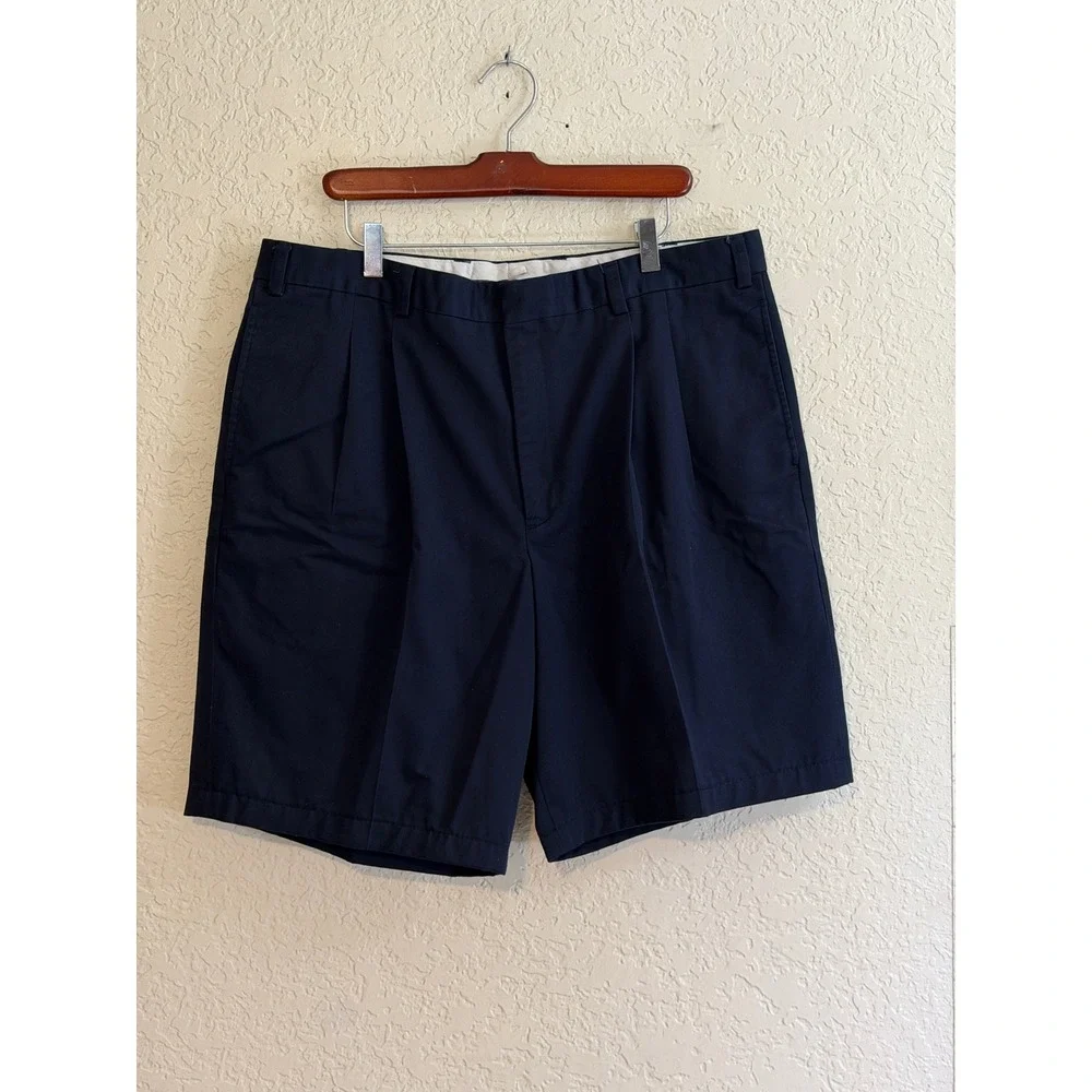 L.L. Bean Pleated Chino Shorts Men 38 Navy Blue Casual Preppy Classic